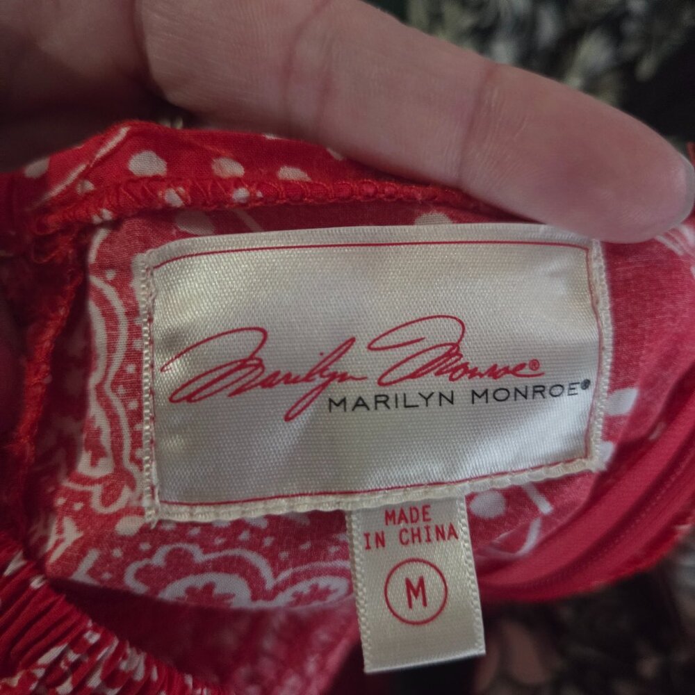 Marilyn Monroe dress